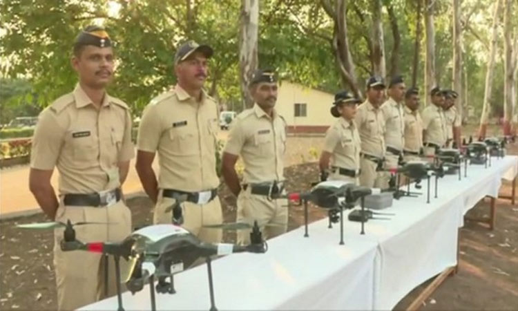 மராட்டிய சிறைகளில் கைதிகளை கண்காணிக்க ஆளில்லா விமானங்கள்; நாட்டில் 2-வது மாநிலம்