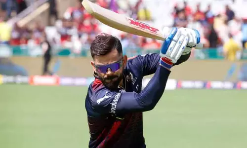 பெங்களூரு அணிக்கு எதிராக பஞ்சாப் அணி பந்துவீச்சு தேர்வு..! மீண்டும் கேப்டனாக களமிறங்கும் விராட் கோலி...!