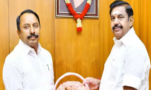 தேர்தல் ஆணைய தீர்ப்பின் மூலம் தர்மம் வென்றுள்ளது - முன்னாள் அமைச்சர் செங்கோட்டையன் பேட்டி தேர்தல் ஆணைய தீர்ப்பின் மூலம் தர்மம் வென்றுள்ளது - முன்னாள் அமைச்சர் செங்கோட்டையன் பேட்டி