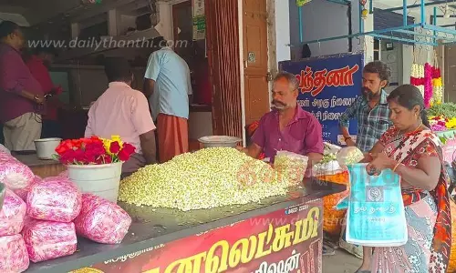 பூக்கள் விலை வீழ்ச்சி