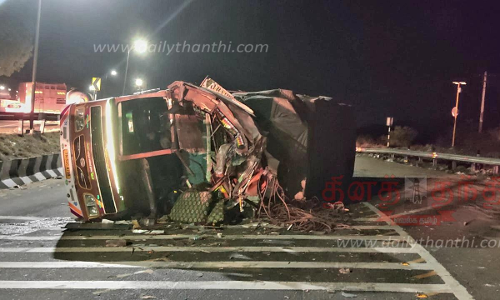 தொப்பூர் கணவாயில்லாரி கவிழ்ந்து டிரைவர்கள் 2 பேர் காயம் தொப்பூர் கணவாயில்லாரி கவிழ்ந்து டிரைவர்கள் 2 பேர் காயம்