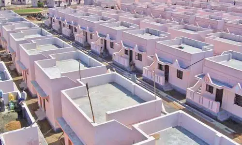 பிரதமர் வீடு கட்டும் திட்டம்: அனுமதிக்கப்பட்டதை விட குறைவாக வீடு கட்டப்பட்டுள்ளது - சி.ஏ.ஜி. அறிக்கையில் தகவல்