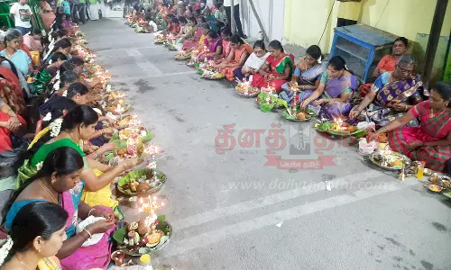 தர்மபுரி குமாரசாமிப்பேட்டைமாரியம்மன் கோவிலில் திருவிளக்கு பூஜை