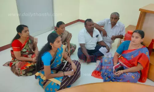 கவுன்சிலர்கள் உள்ளிருப்பு போராட்டம்