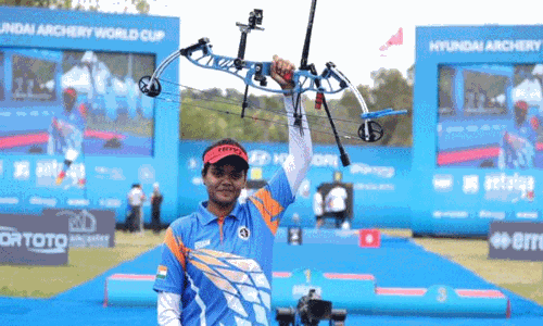 உலக வில்வித்தை - இந்திய வீராங்கனை ஜோதி தங்கம் வென்றார் உலக வில்வித்தை - இந்திய வீராங்கனை ஜோதி தங்கம் வென்றார்