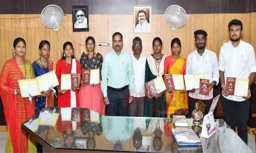 போட்டிகளில் வெற்றி பெற்ற மாணவர்களுக்கு பரிசுகள்