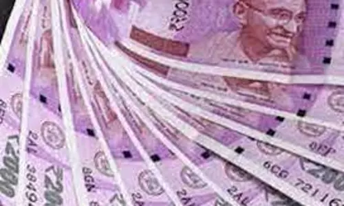 வேலைவாய்ப்பு அலுவலகத்தில் பதிவு செய்தவர்களுக்கு மாத உதவித்தொகை