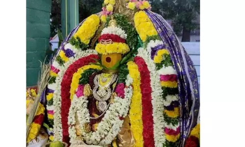 குருபெயர்ச்சியையொட்டி கோவில்களில் சிறப்பு பூஜை