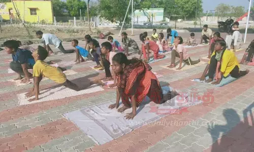 யோகாசன பயிற்சி வகுப்பு யோகாசன பயிற்சி வகுப்பு