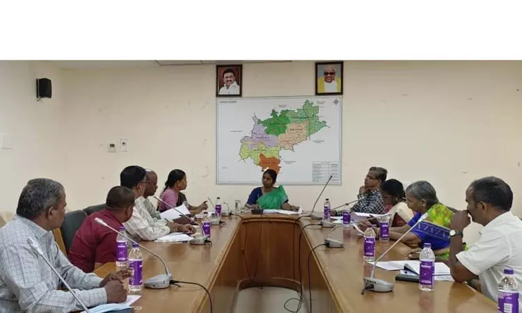 மாணவ-மாணவிகளுக்கு உயர் கல்வி வழிகாட்டல் பயிற்சி மாணவ-மாணவிகளுக்கு உயர் கல்வி வழிகாட்டல் பயிற்சி