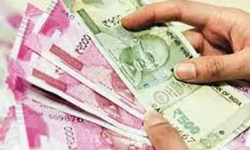 சட்ட விரோதமாக லாரி பறிமுதல்: உரிமையாளருக்கு ரூ.20¾ லட்சம் இழப்பீடு-நிதி நிறுவனத்துக்கு, நுகர்வோர் கோர்ட்டு உத்தரவு