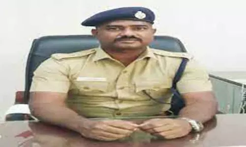 ஈரோடு மாவட்டத்தில்70 சிறப்பு சப்-இன்ஸ்பெக்டர்கள் உள்பட 474 போலீசார் பணி இடமாற்றம்;உடனே பொறுப்பேற்க போலீஸ் சூப்பிரண்டு உத்தரவு ஈரோடு மாவட்டத்தில்70 சிறப்பு சப்-இன்ஸ்பெக்டர்கள் உள்பட 474 போலீசார் பணி இடமாற்றம்;உடனே பொறுப்பேற்க போலீஸ் சூப்பிரண்டு உத்தரவு