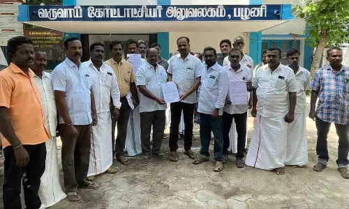 மணல் அள்ளுவதை தடுக்க வேண்டும்