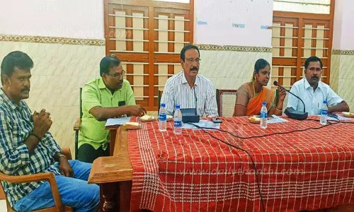 கீழப்பாவூர் யூனியன் கூட்டம்