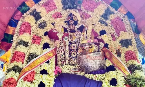 வெண்ணெய்த்தாழி அலங்காரம்