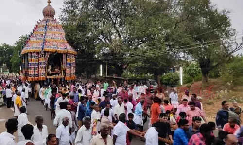 சித்திரை திருவிழா தேரோட்டம்