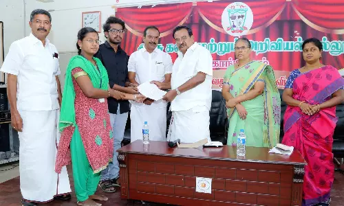 காங்கயம் அரசு கலை அறிவியல் கல்லூரிக்கு ரூ.15 லட்சத்தில்  கணினிகள்