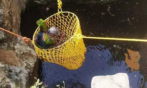 கிணற்றில் குதித்து மூதாட்டி தற்கொலை