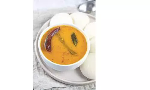 சாம்பாரில் விஷம் கலந்து குடும்பத்தோடு கொல்ல முயன்ற சிறுவன் கைது