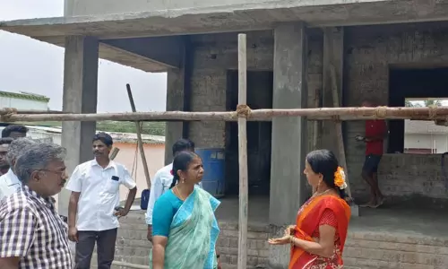 கட்டிட பணிகளை கலெக்டர் ஆய்வு