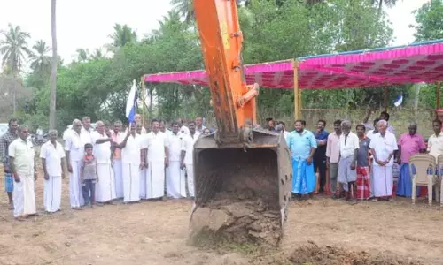 கூழையாறு தூர்வாரும் பணி தொடக்கம்