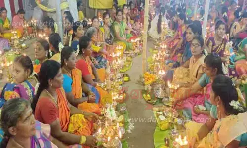 திருவிளக்கு பூஜை