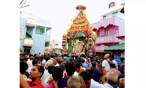 பிரம்மோற்சவ தேர் திருவிழா பிரம்மோற்சவ தேர் திருவிழா