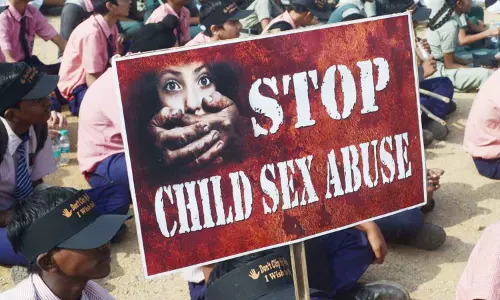 9-ம் வகுப்பு மாணவி கூட்டு பலாத்காரம்; அண்ணன்-தம்பி உள்பட 5 பேர் கைது