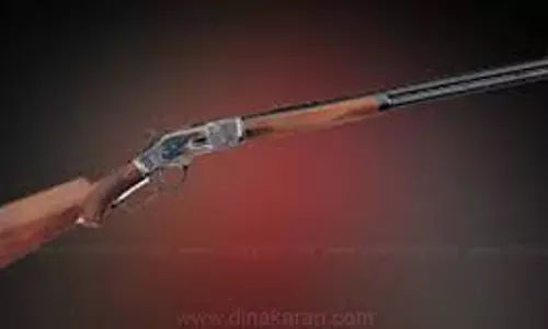 வத்தல்மலையில்சாலையோரம் கிடந்த நாட்டுத்துப்பாக்கி மீட்பு