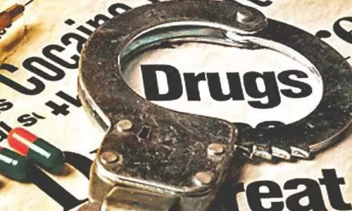 கர்நாடகத்தில் ரூ.19 கோடிக்கு போதைப்பொருட்கள் பறிமுதல் கர்நாடகத்தில் ரூ.19 கோடிக்கு போதைப்பொருட்கள் பறிமுதல்