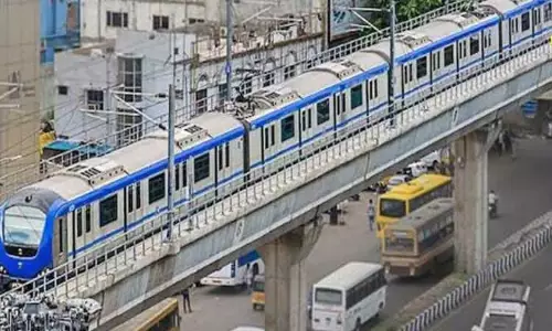 மெட்ரோ ரெயிலில் ஏப்ரல் மாதம் 66.85 லட்சம் பேர் பயணம் - சென்னை மெட்ரோ ரெயில் நிறுவனம் தகவல்