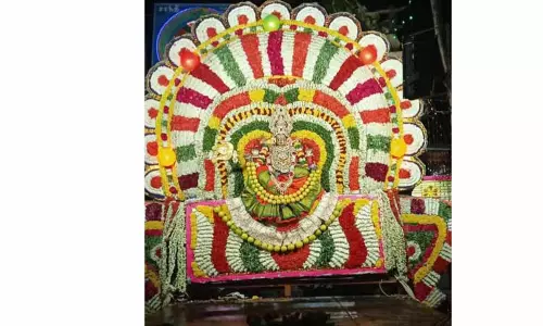 பு.சங்கேந்தி கிராமத்தில் அழகு முத்துமாரியம்மன் கோவில் திருவிழா