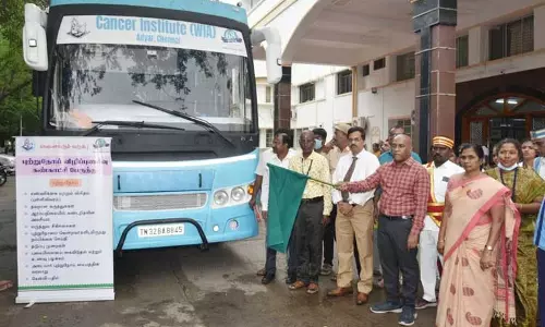 விழுப்புரத்தில்புற்றுநோய் விழிப்புணர்வு பஸ்கலெக்டர் கொடியசைத்து தொடங்கி வைத்தார்