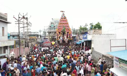 லட்சுமி நரசிம்மர் கோவிலில் தேர் திருவிழா லட்சுமி நரசிம்மர் கோவிலில் தேர் திருவிழா