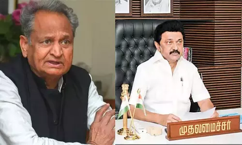 ராஜஸ்தான் முதல்-மந்திரி அசோக் கெலாட்டுக்கு முதல்-அமைச்சர் மு.க.ஸ்டாலின் பிறந்தநாள் வாழ்த்து ராஜஸ்தான் முதல்-மந்திரி அசோக் கெலாட்டுக்கு முதல்-அமைச்சர் மு.க.ஸ்டாலின் பிறந்தநாள் வாழ்த்து