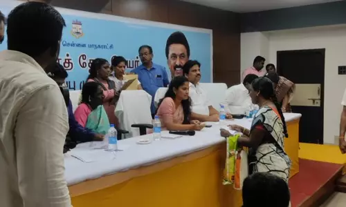 சென்னையில் மக்களை தேடி மேயர் திட்டத்தை தொடக்கி வைத்தார் மேயர் பிரியா..! சென்னையில் மக்களை தேடி மேயர் திட்டத்தை தொடக்கி வைத்தார் மேயர் பிரியா..!