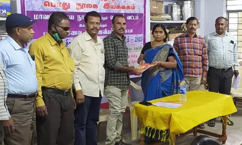 மாவட்ட மைய நூலகத்தில் கோடைகால சிறப்பு பயிற்சி முகாம் மாவட்ட மைய நூலகத்தில் கோடைகால சிறப்பு பயிற்சி முகாம்