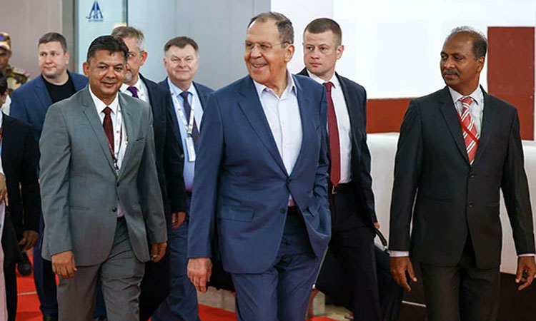 ஷாங்காய் ஒத்துழைப்பு மாநாடு; ரஷிய வெளியுறவு மந்திரி கோவா வருகை