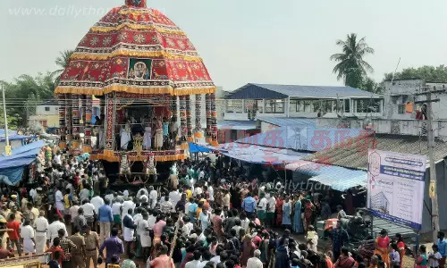 எட்டுக்குடி முருகன் கோவில் சித்ரா பவுர்ணமி திருவிழா தேரோட்டம் எட்டுக்குடி முருகன் கோவில் சித்ரா பவுர்ணமி திருவிழா தேரோட்டம்