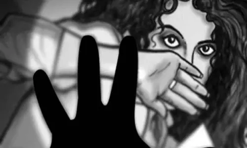 ஐ.டி. பெண் ஊழியர் பலாத்காரம்; கண்டக்டர் மீது வழக்கு