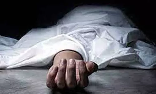 மயங்கி விழுந்த தொழிலாளி சாவு மயங்கி விழுந்த தொழிலாளி சாவு