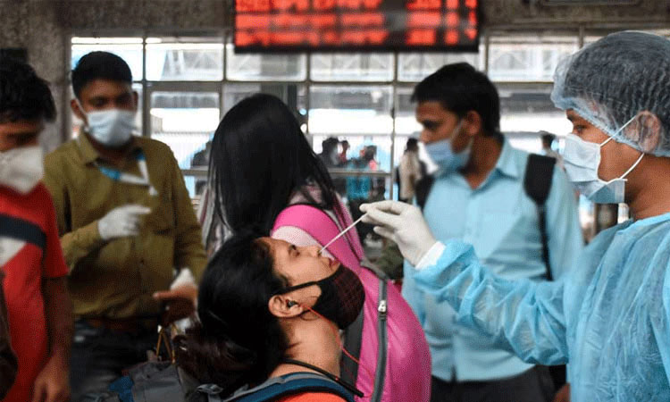 சற்று குறைந்த தினசரி கொரோனா பாதிப்பு: இந்தியாவில் ஒரே நாளில் 3,611 பேருக்கு தொற்று உறுதி