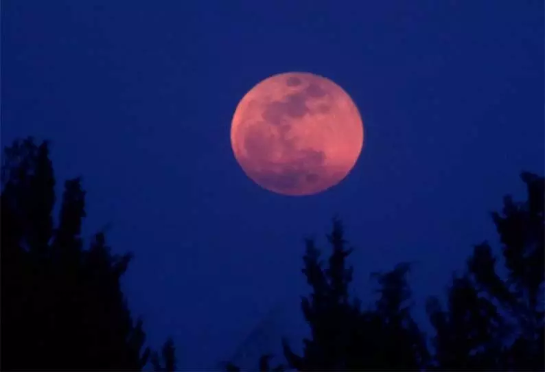 புறநிழல் சந்திர கிரகணம்- தொடங்கியது..5 கண்டங்களில் பார்க்க முடியும் புறநிழல் சந்திர கிரகணம்- தொடங்கியது..5 கண்டங்களில் பார்க்க முடியும்