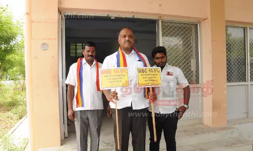 ஊராட்சிக்குழு கூட்டத்தில் பா.ம.க. கவுன்சிலர் வெளிநடப்பு