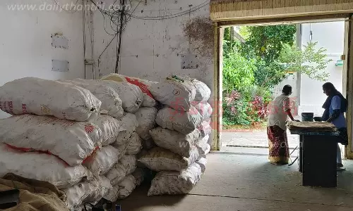 824 மெட்ரிக் டன் கொப்பரை கொள்முதல் 824 மெட்ரிக் டன் கொப்பரை கொள்முதல்