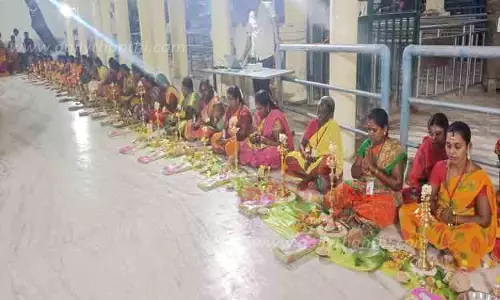 திருவிளக்கு பூஜை