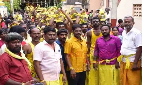 பால்குட ஊர்வலம் பால்குட ஊர்வலம்
