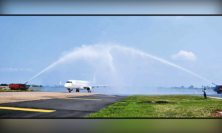 சென்னையில் இருந்து மியான்மருக்கு வாராந்திர விமான சேவை - முதல் விமானத்துக்கு தண்ணீர் பீய்ச்சி அடித்து வரவேற்பு