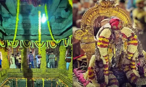 காஞ்சீபுரம் வரதராஜ பெருமாள் நடவாவி உற்சவம்