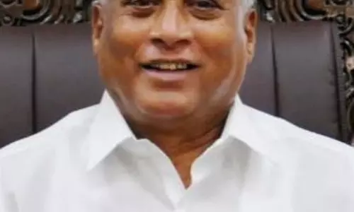 2 தொகுதிகளில் போட்டியிடுவது குதூகலமாகவும், ஆதங்கமாகவும்  இருக்கிறது மந்திரி சோமண்ணா பேட்டி